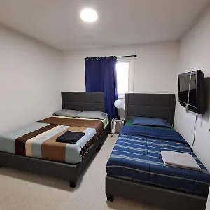 Square One Suite- Attached Bathroom, Walking Transit & Plaza , Mississauga Canada